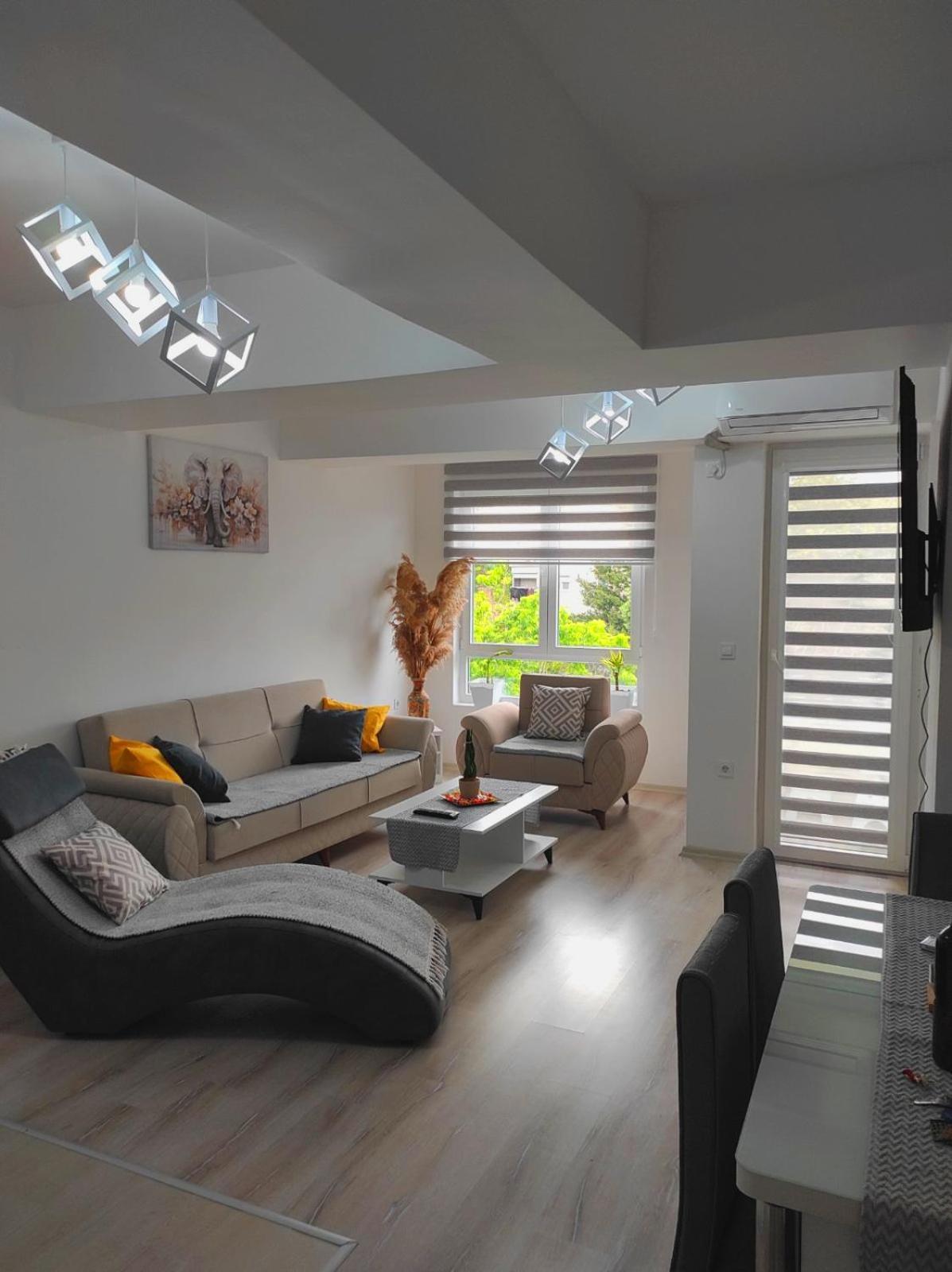 Maksim Apartments スコピエ エクステリア 写真